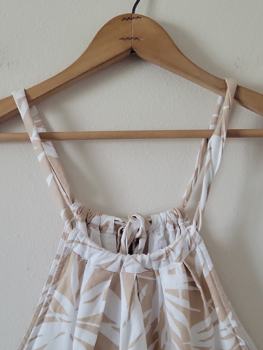 Gap Tan White Linen Tie Back Halter Palm Print Shift Dress Size 14TALL - Picture 2 of 7